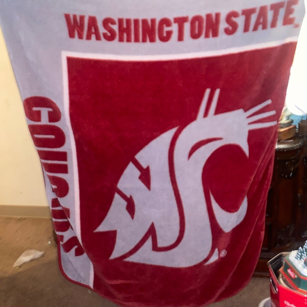 Washington state cougars blanket